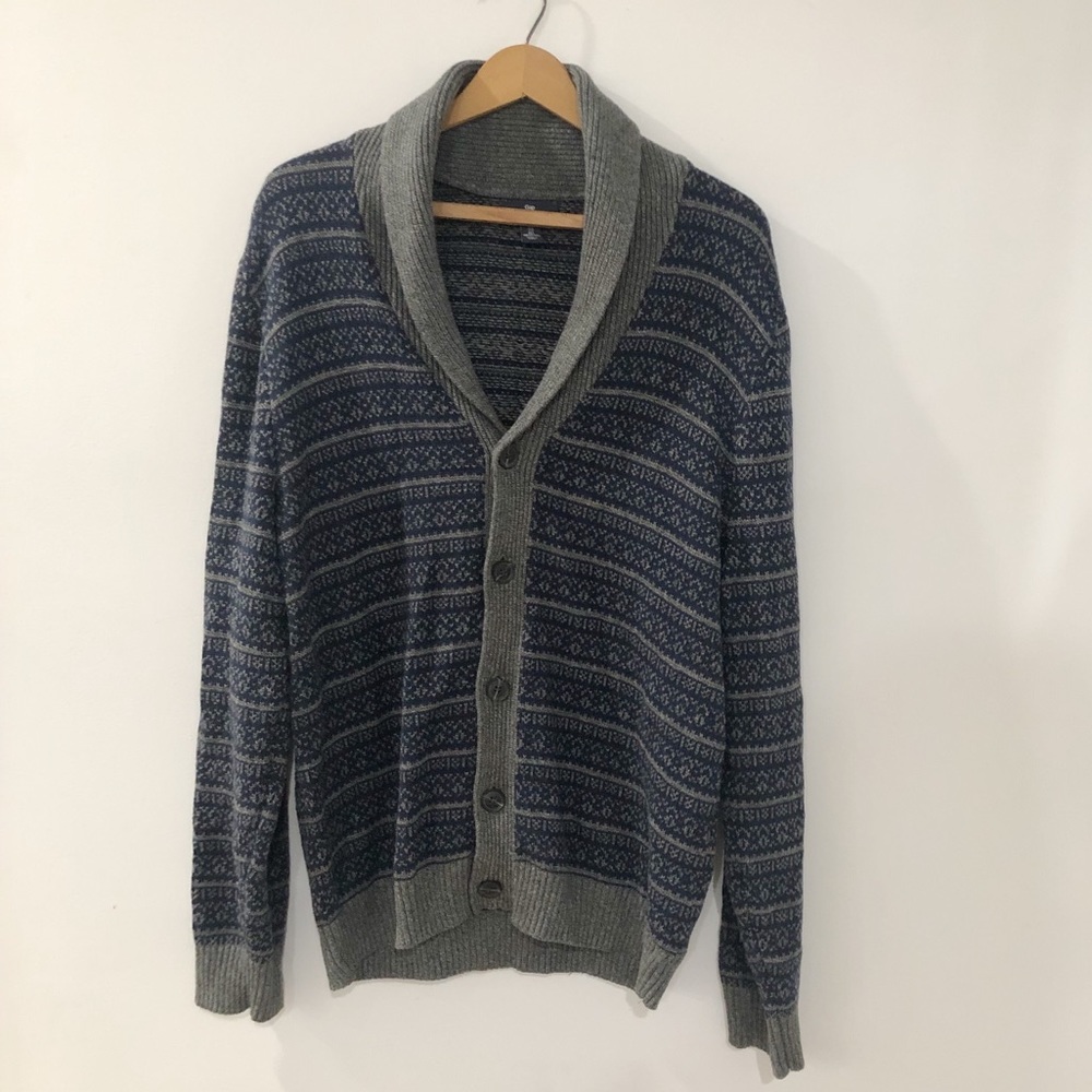 Gap Cardigan Navy Gray Pattern Shawl Button